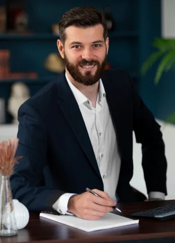Our Financial Experts The Team  Member Solution. - 熊猫体育直播APP